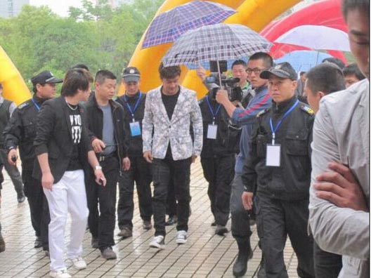 23.陈浩民来新余安保护卫.jpg
